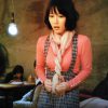 ドラマ「きみが心に棲みついた」吉岡里帆の衣装をプチプラで真似っこ!1話の合コンのピンクの袖口パールニットとチェックのツイードワイドパンツ