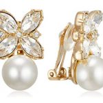 「僕の殺意が恋をした」鳴宮美月（新木優子）のアクセサリー（ピアス・イヤリング・ネックレス）をまとめてチェック！