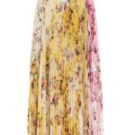 「僕の殺意が恋をした」1話鳴宮美月（新木優子）の衣装!花柄ロングスカートがかわいい!