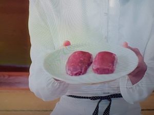 家政夫のミタゾノ2023 1話家事情報　冷凍肉を早く解凍する方法